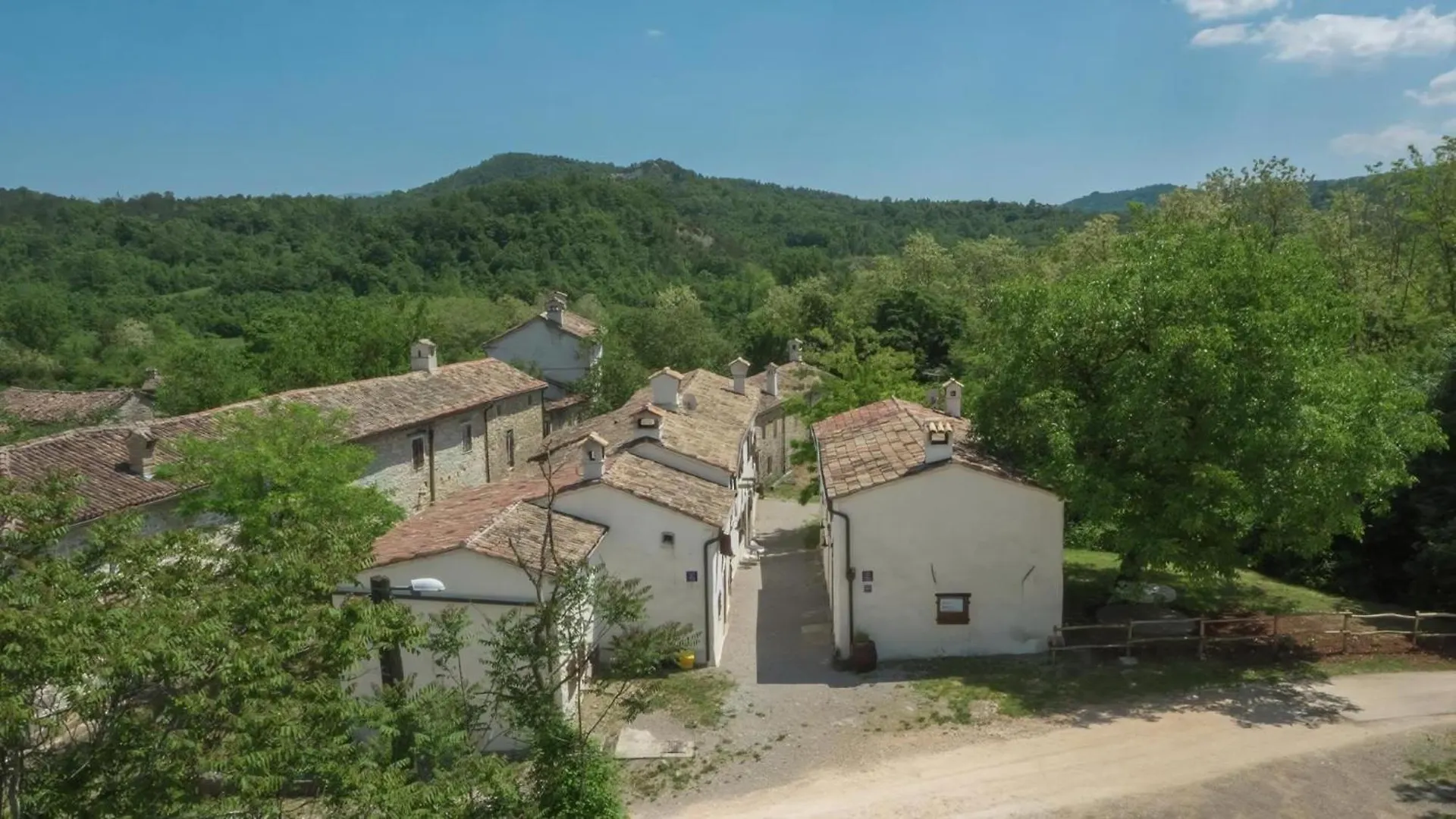 Ferienhaus In Kotli Mit Grill, Garten Und Gemeinschaftlichem Pool Σπίτι διακοπών